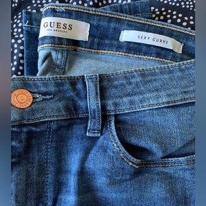 Guess Jeans - skinny size 30. ❣️